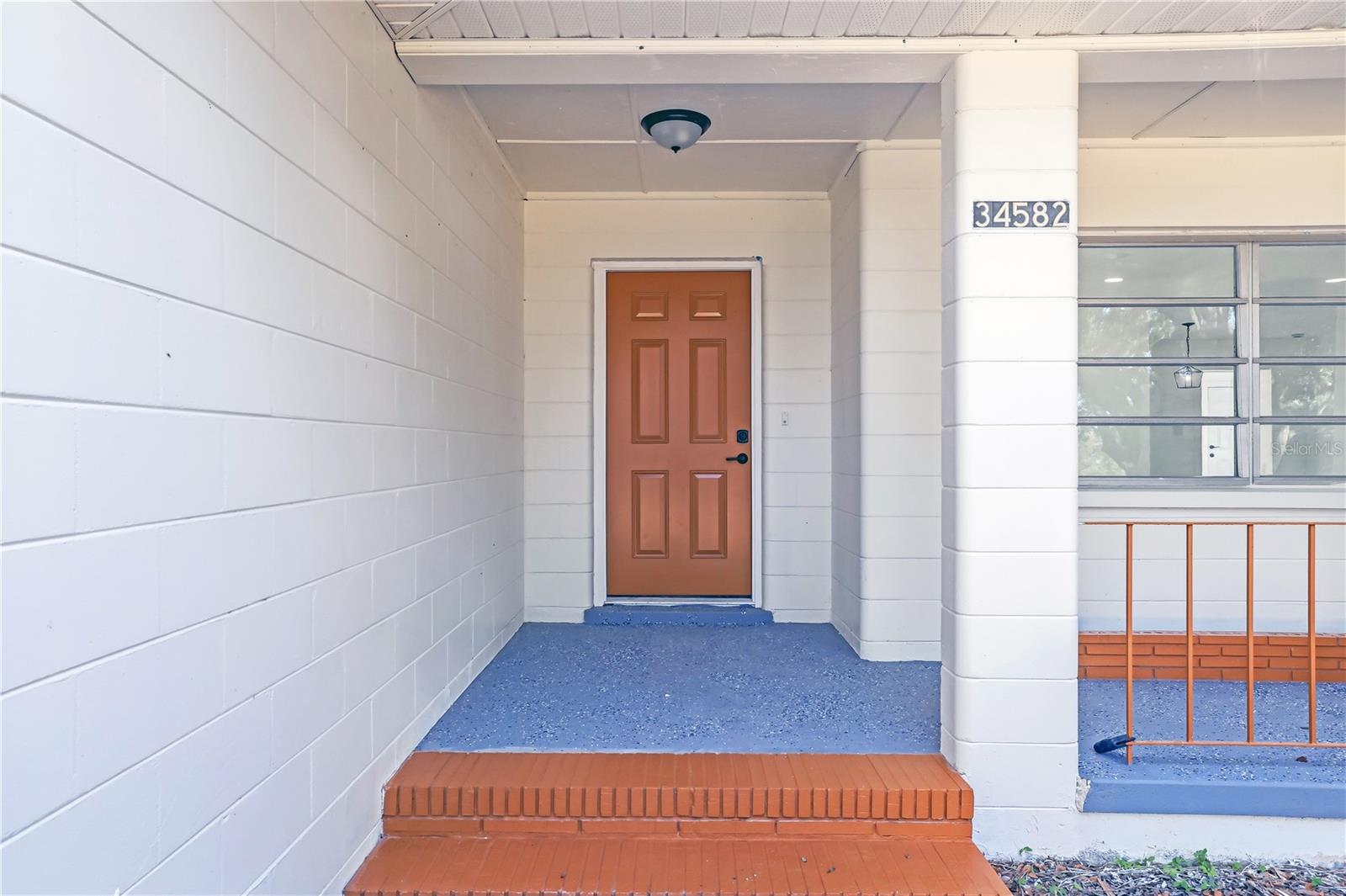 Image 9 of 48 For 34582 Orchid Parkway