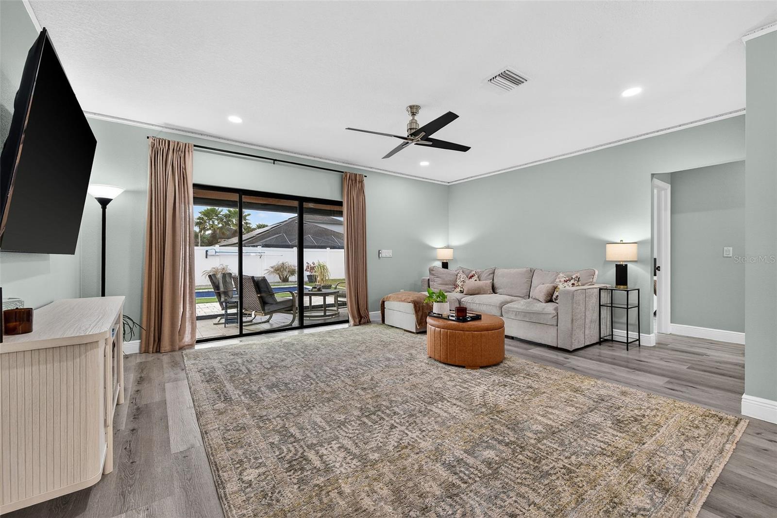 Image 13 of 43 For 14227 Alistar Manor Drive