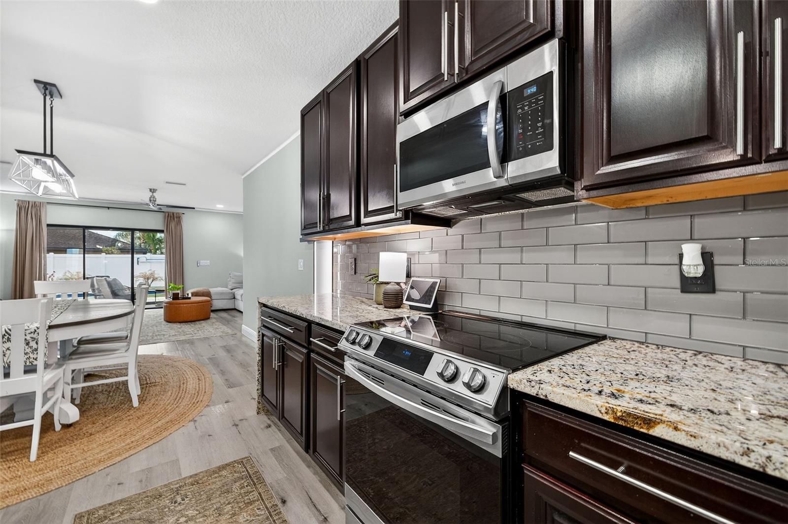 Image 7 of 43 For 14227 Alistar Manor Drive