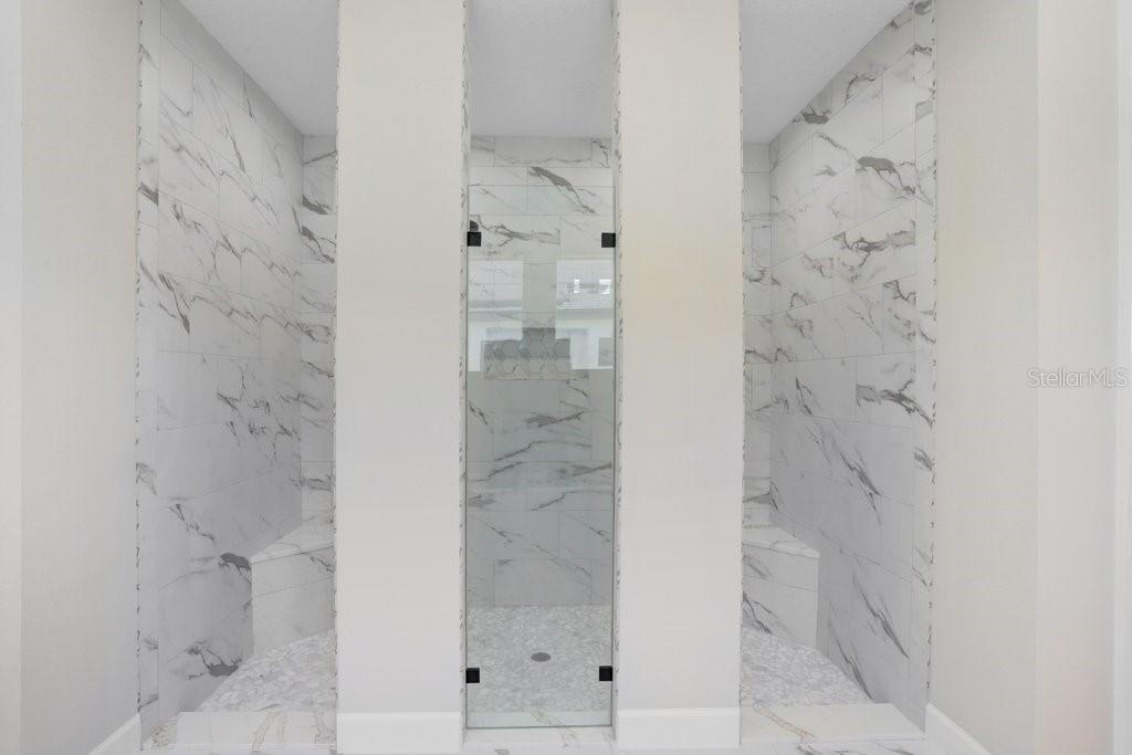 Image 20 of 37 For 5211 Lake Venice Drive