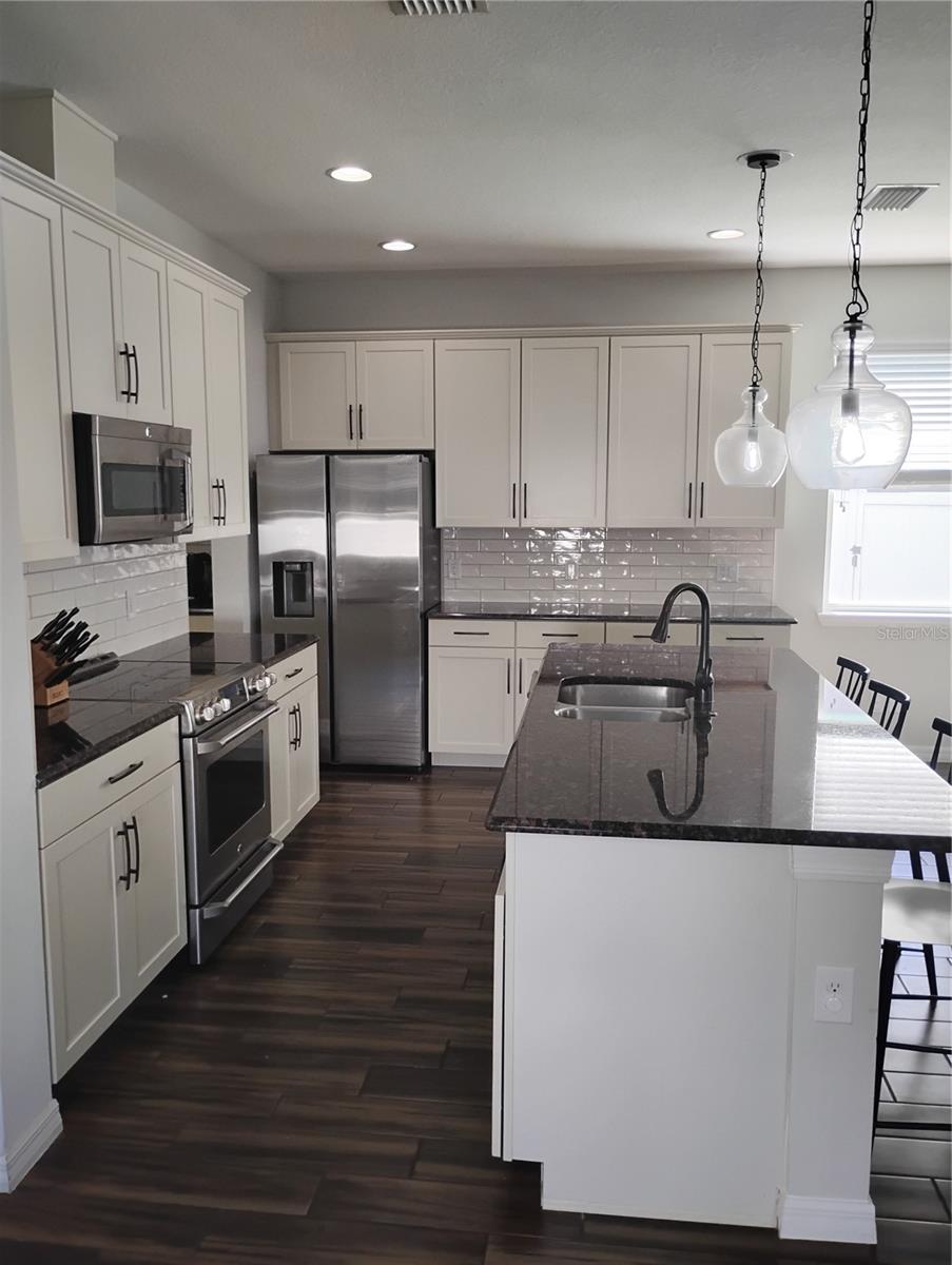 Image 5 of 34 For 5107 Autumn Ridge Drive