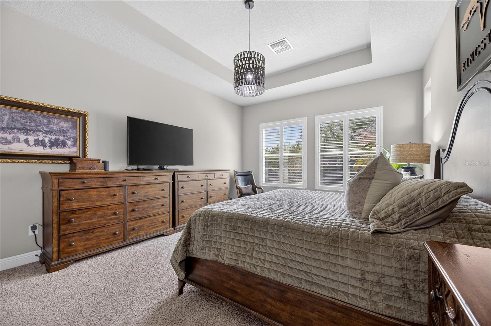 Listing photo id 48 for 6909 Crestpoint Drive