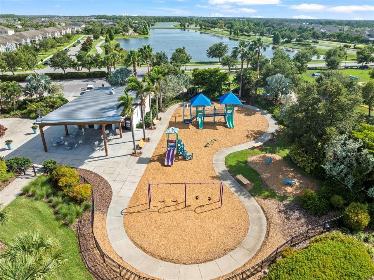 Listing photo id 78 for 6909 Crestpoint Drive