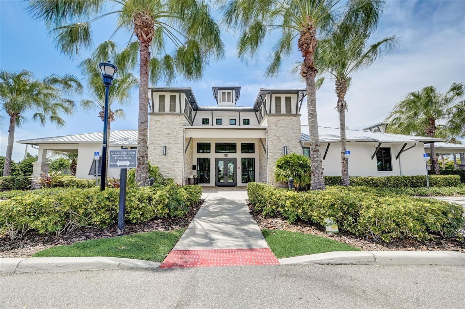 Listing photo id 95 for 6909 Crestpoint Drive