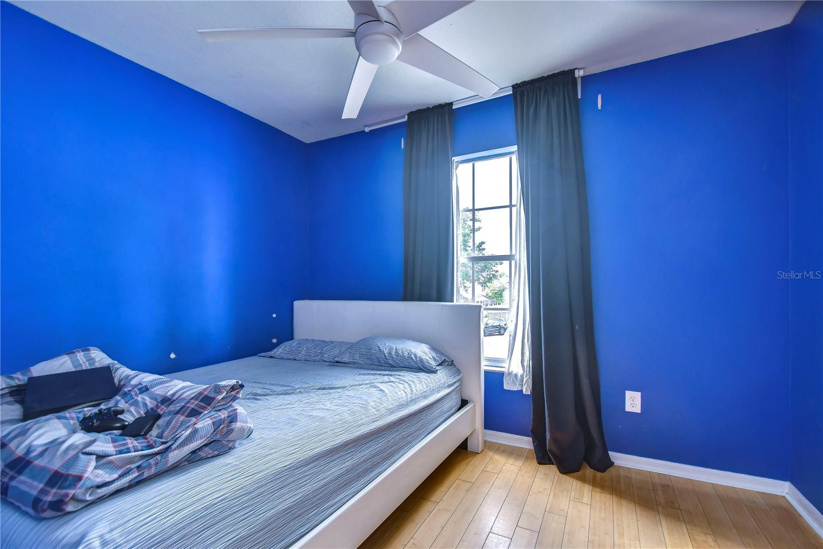 Image 27 of 60 For 17455 Garden Heath Court