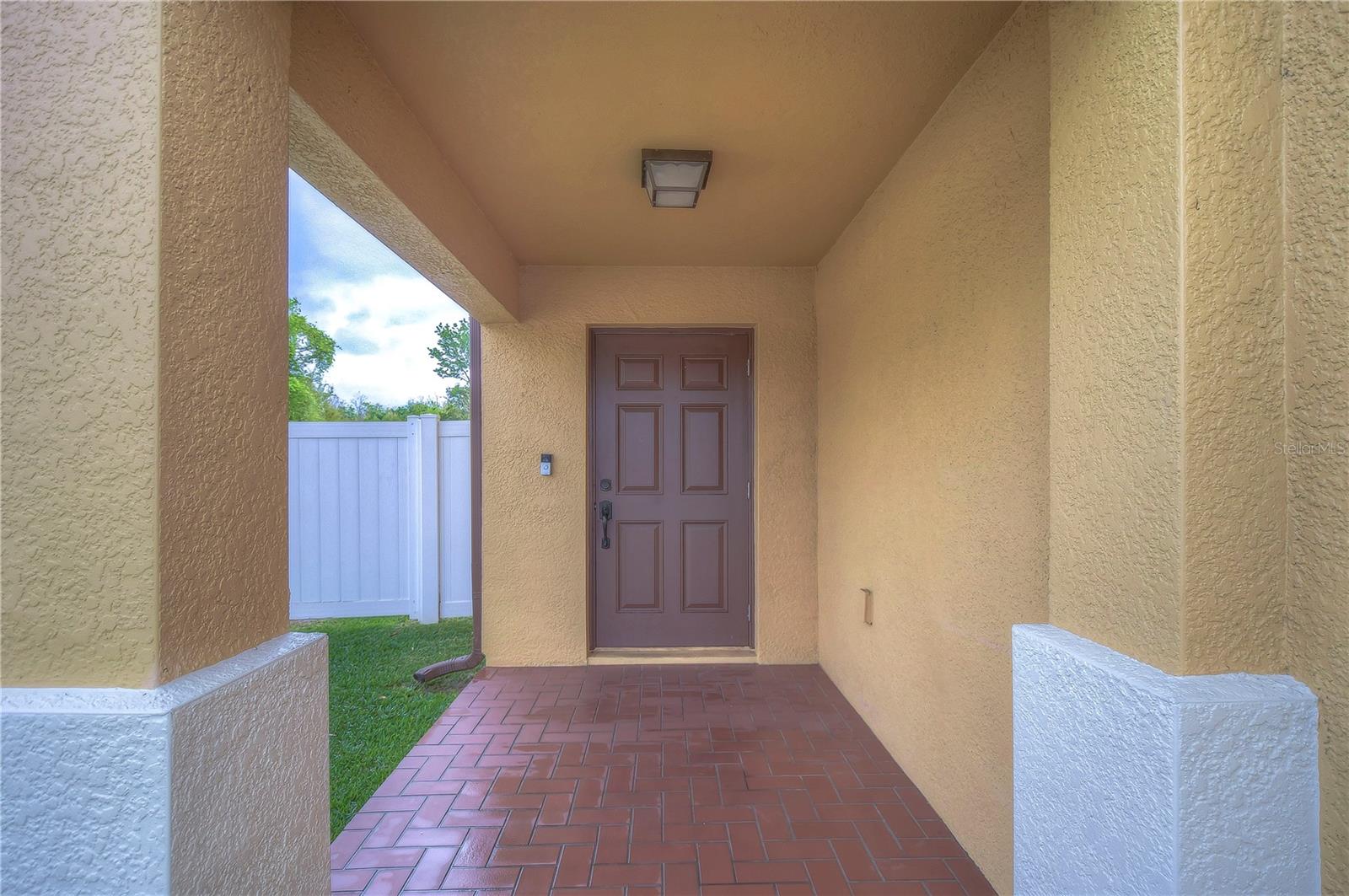 Image 7 of 60 For 17455 Garden Heath Court