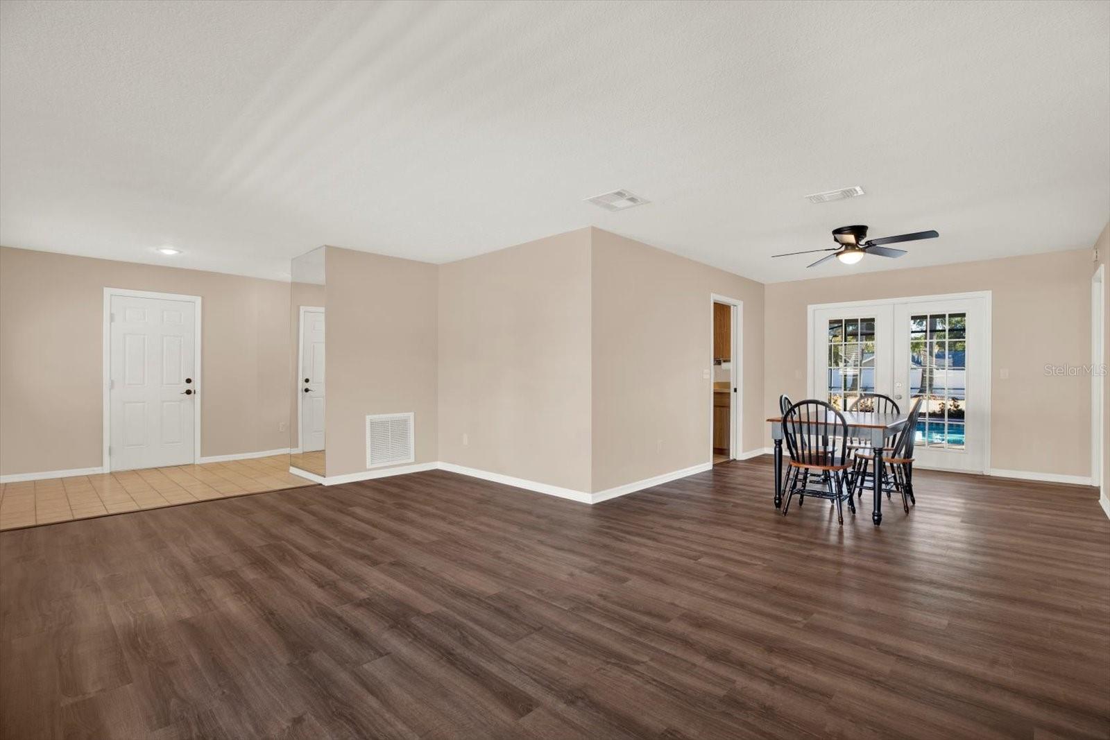 Image 4 of 36 For 401 Running Horse Road