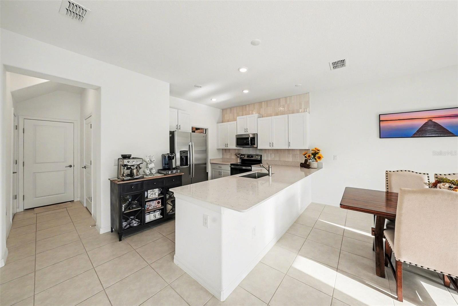 Image 6 of 26 For 6269 Shiner Street