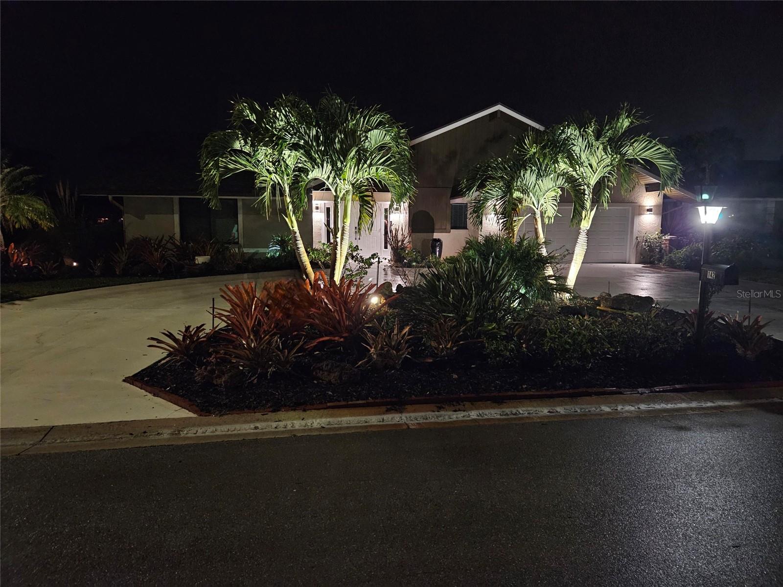 Details for 142 Torrey Pines Point, NAPLES, FL 34113