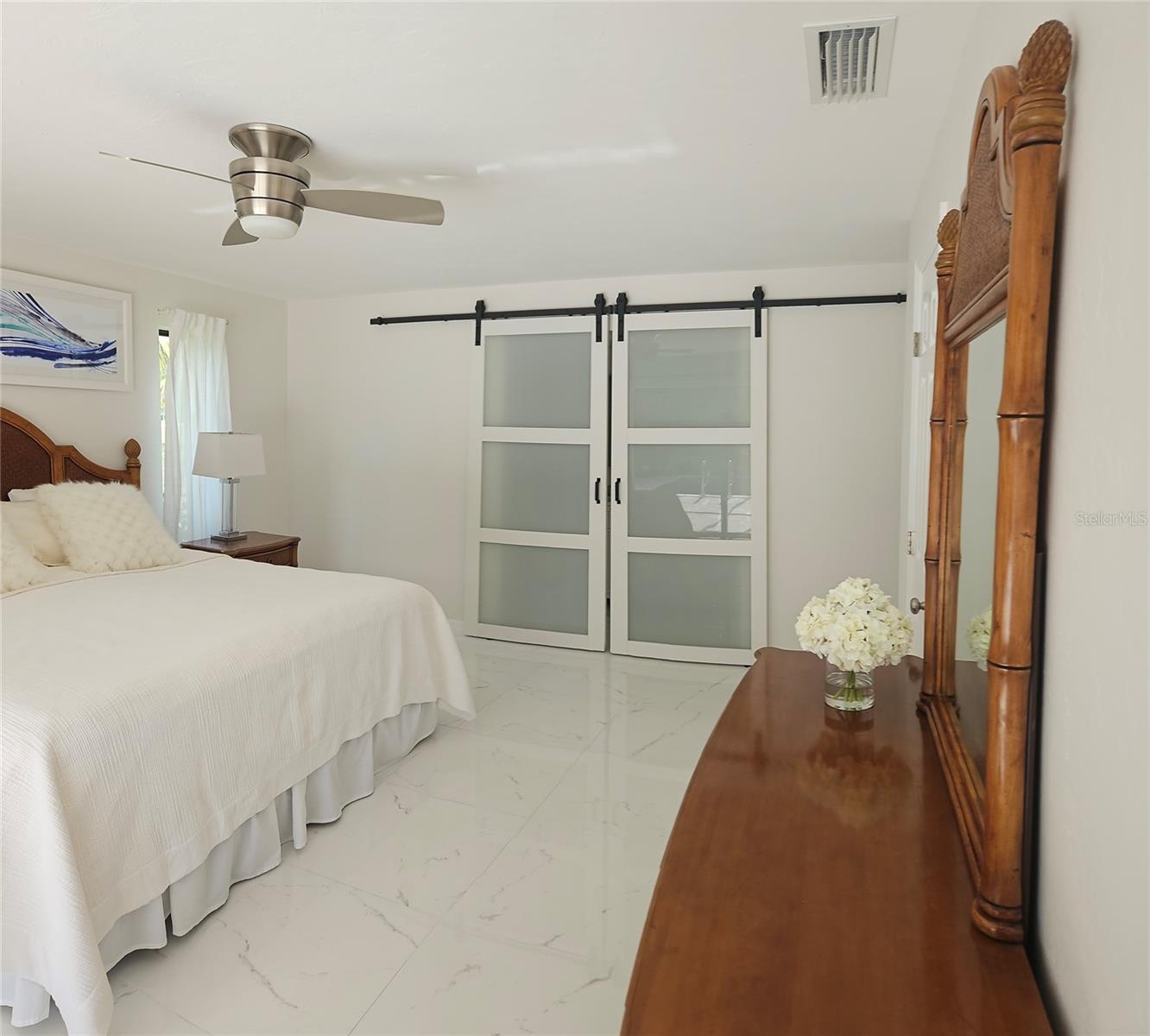 Image 19 of 38 For 142 Torrey Pines Point