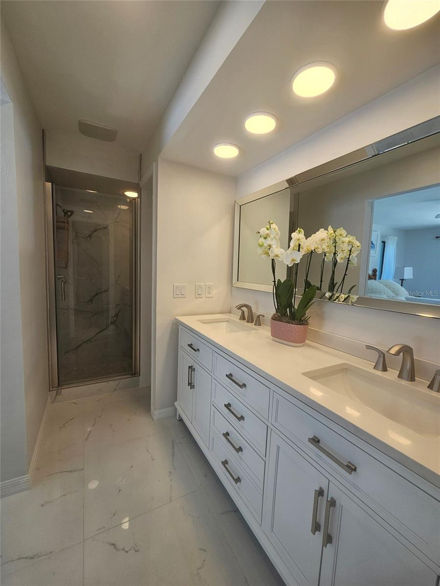 Image 23 of 38 For 142 Torrey Pines Point