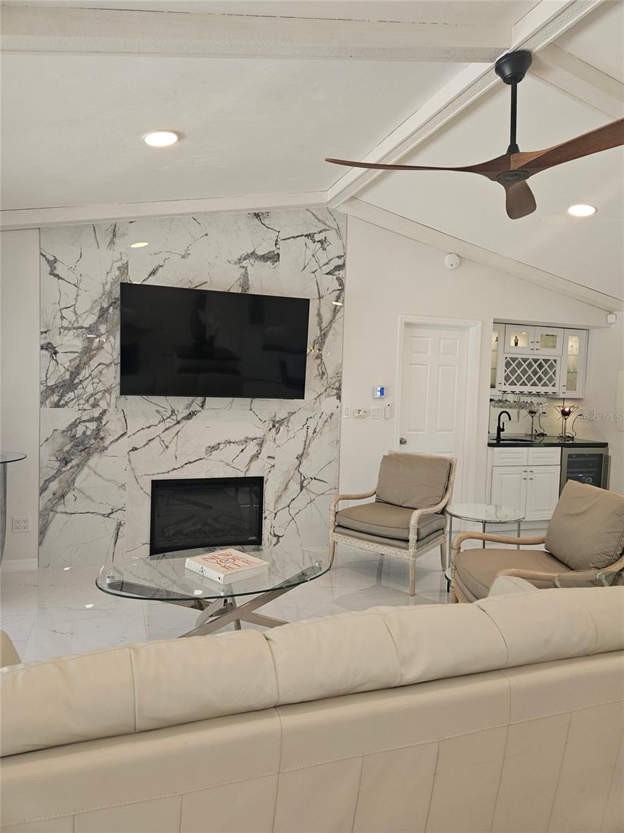 Image 5 of 38 For 142 Torrey Pines Point