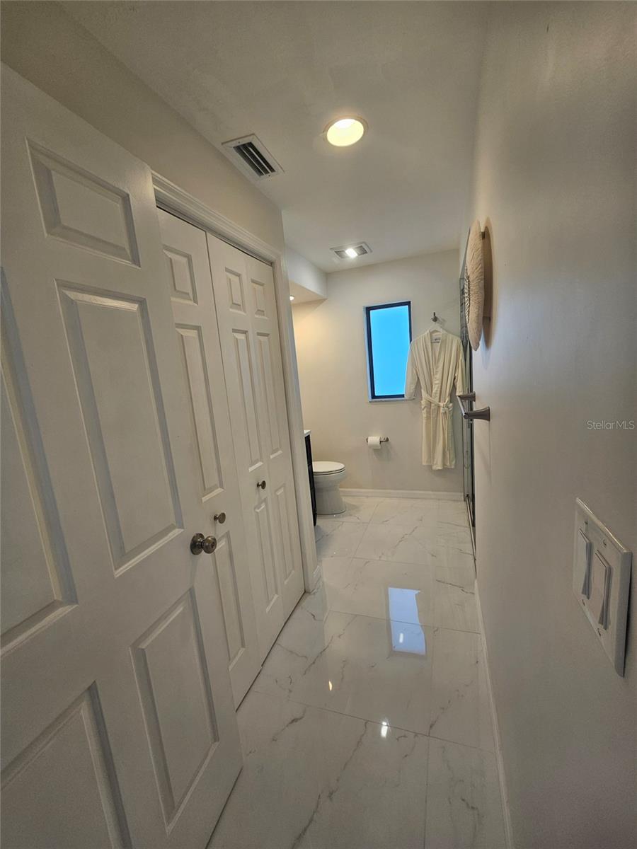 Image 8 of 38 For 142 Torrey Pines Point