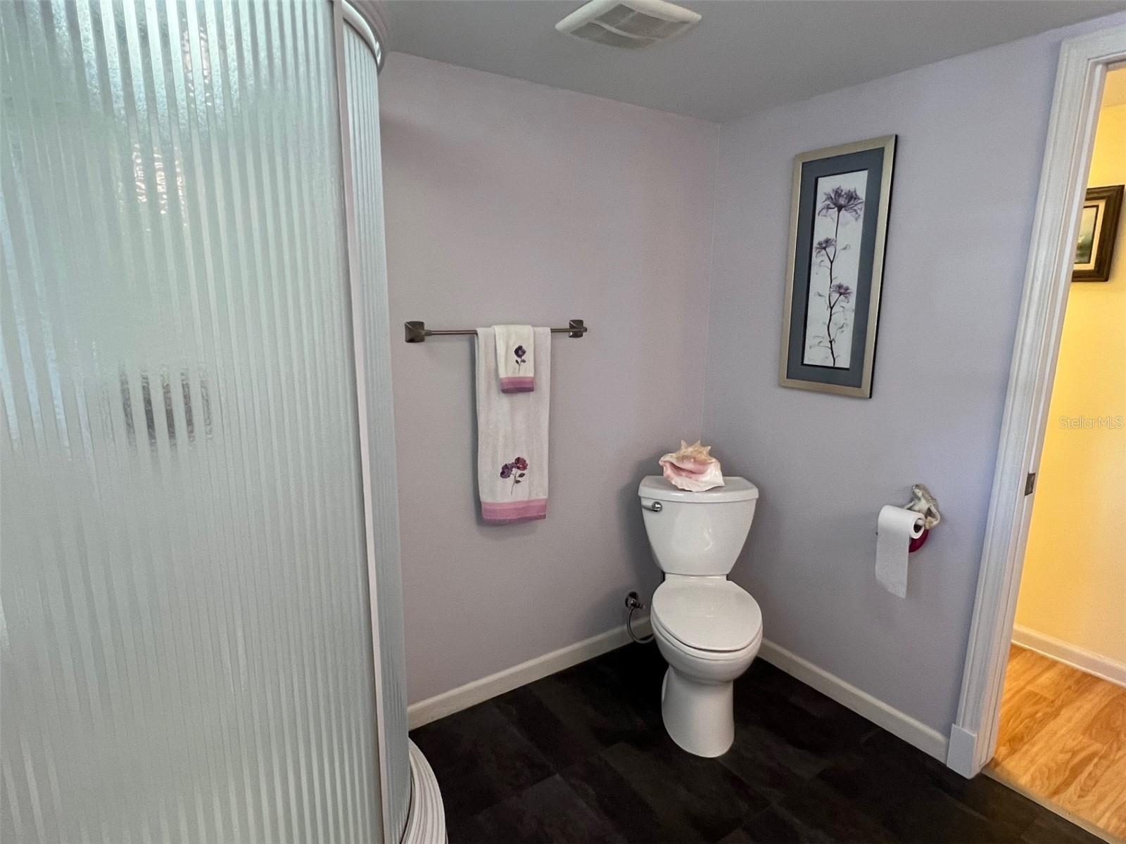 Image 22 of 27 For 11300 124th Avenue 33