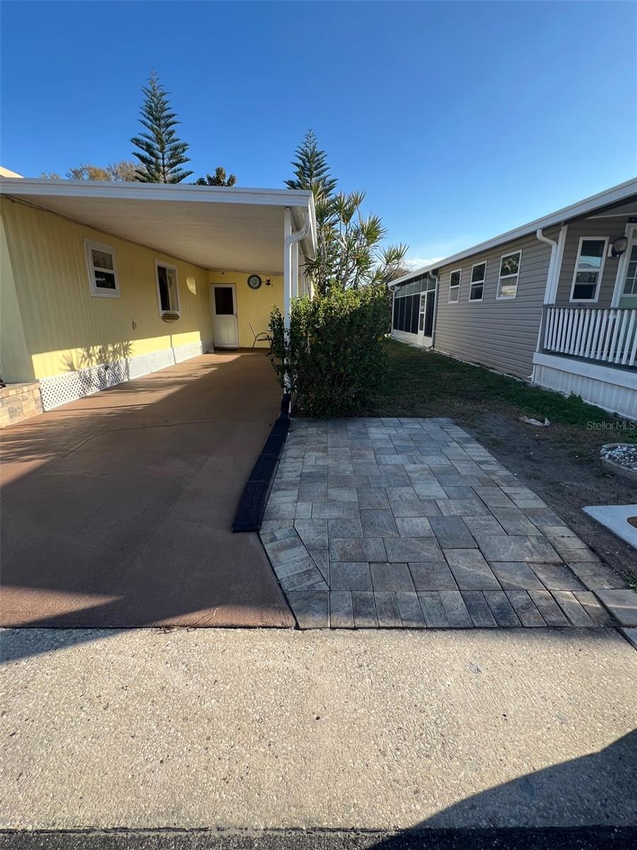 Image 5 of 27 For 11300 124th Avenue 33