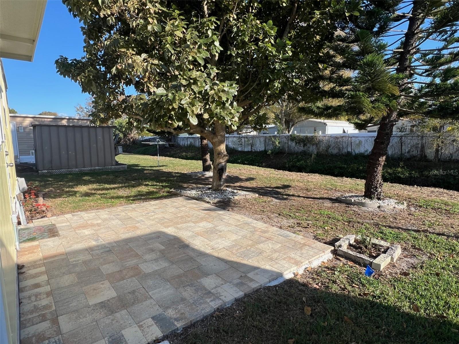 Image 6 of 27 For 11300 124th Avenue 33