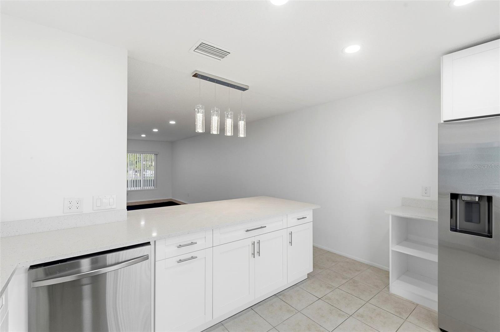 Image 14 of 53 For 2073 Denmark Street 37