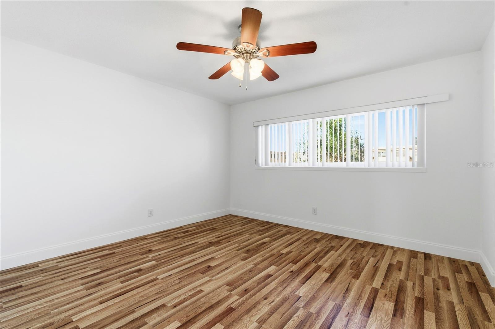 Image 21 of 53 For 2073 Denmark Street 37