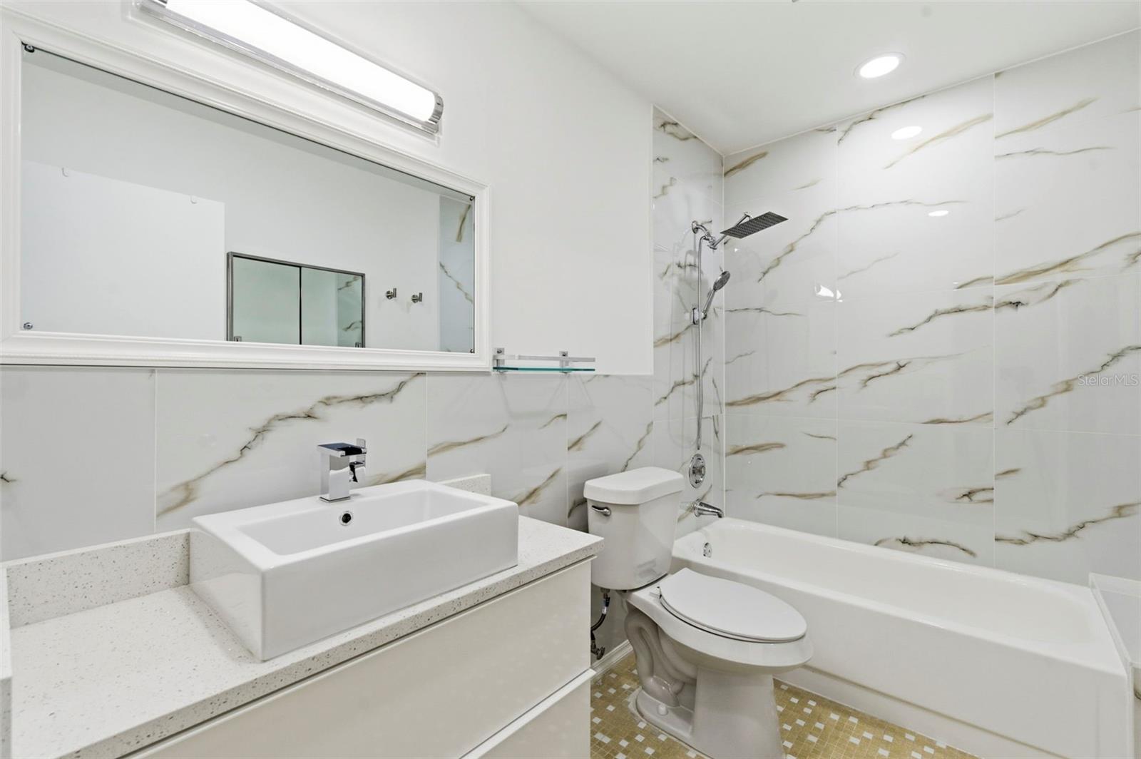 Image 25 of 53 For 2073 Denmark Street 37