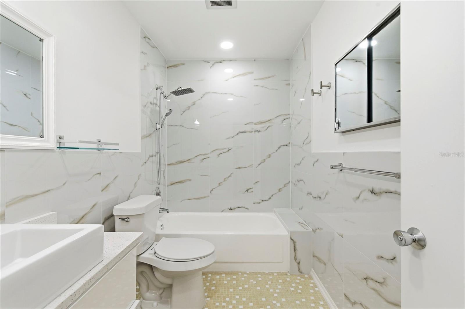 Image 26 of 53 For 2073 Denmark Street 37