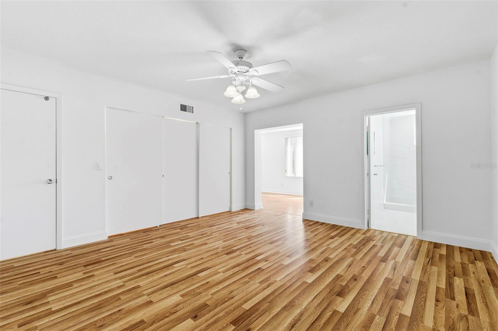 Image 28 of 53 For 2073 Denmark Street 37