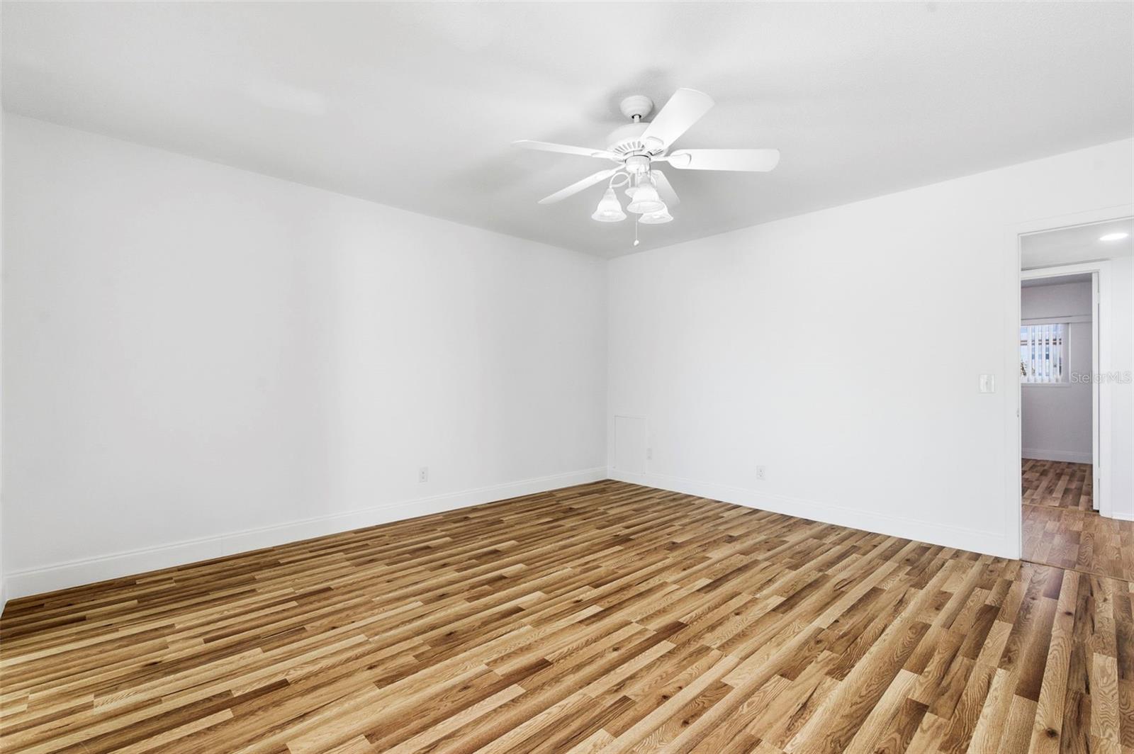 Image 30 of 53 For 2073 Denmark Street 37