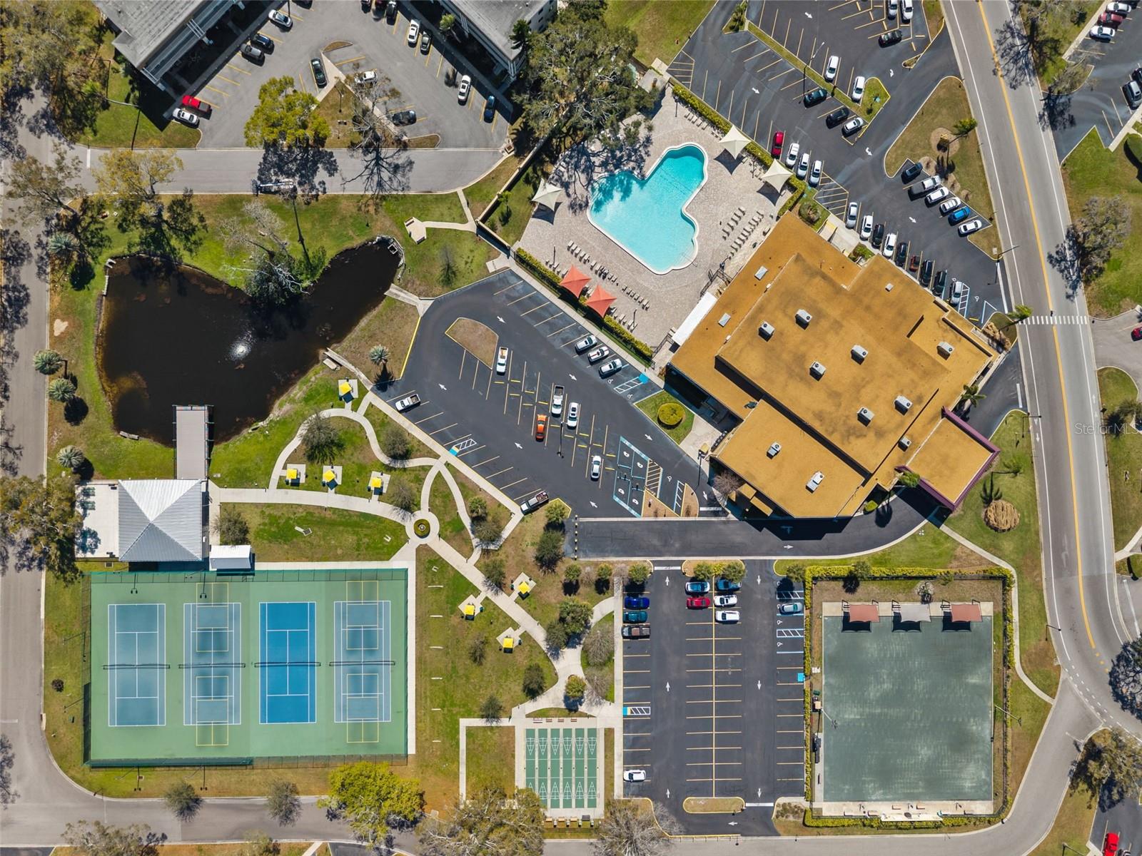 Image 41 of 53 For 2073 Denmark Street 37