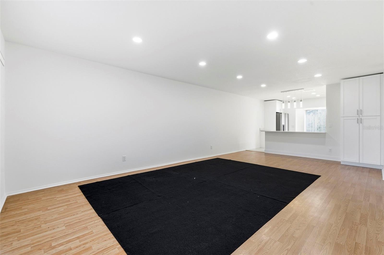 Image 7 of 53 For 2073 Denmark Street 37