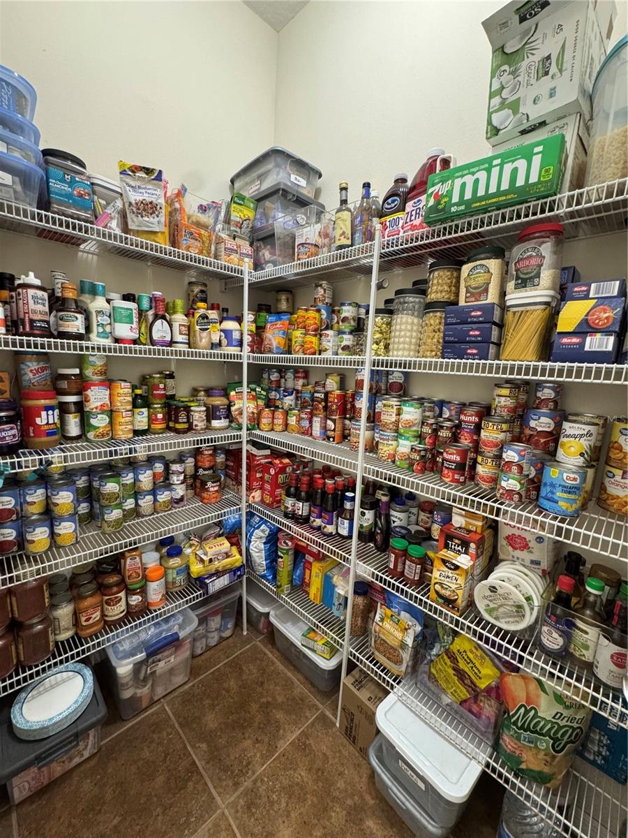 Image 21 of 78 For 21001 Lake Vienna Drive