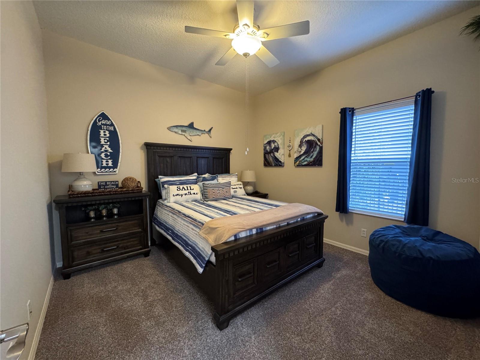 Image 35 of 78 For 21001 Lake Vienna Drive