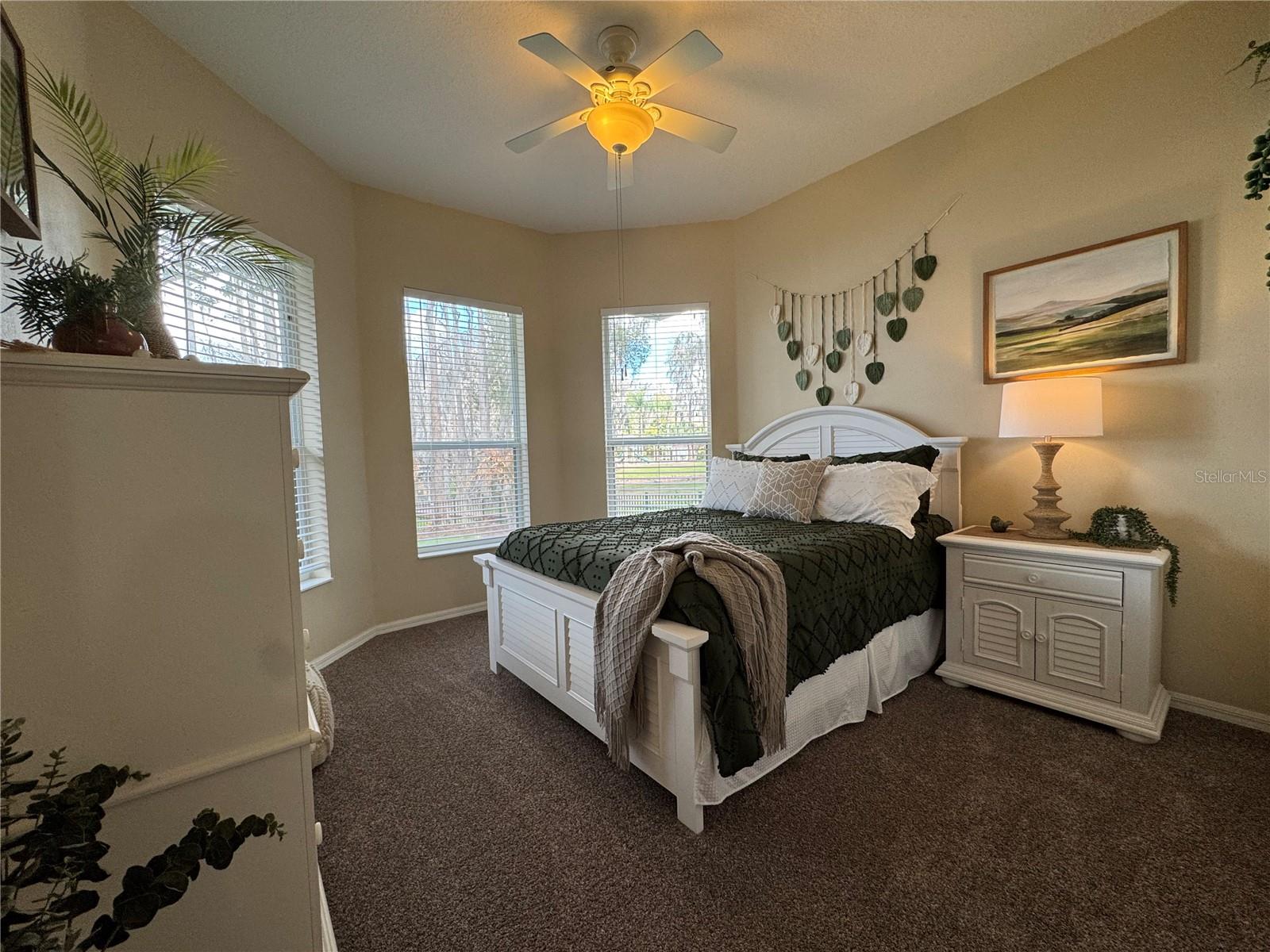 Image 38 of 78 For 21001 Lake Vienna Drive