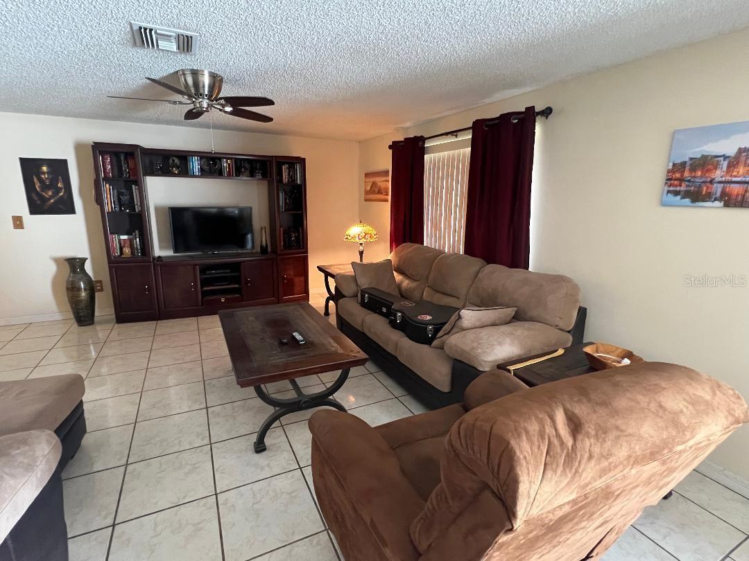 Image 3 of 28 For 12520 Mondragon Drive