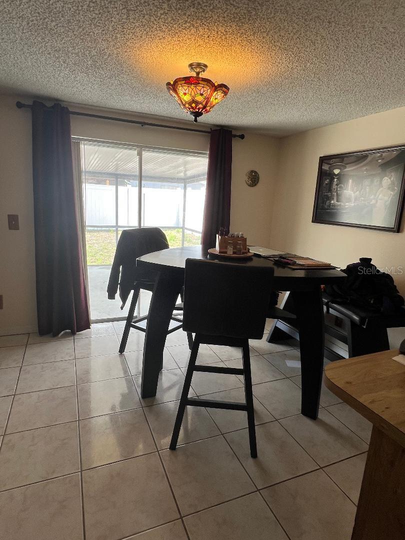 Image 4 of 28 For 12520 Mondragon Drive