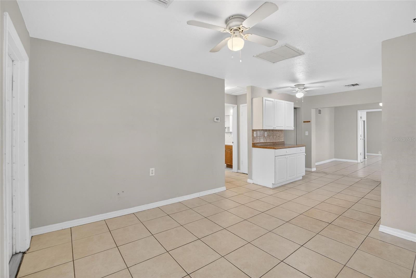 Image 14 of 42 For 685 71st Avenue N