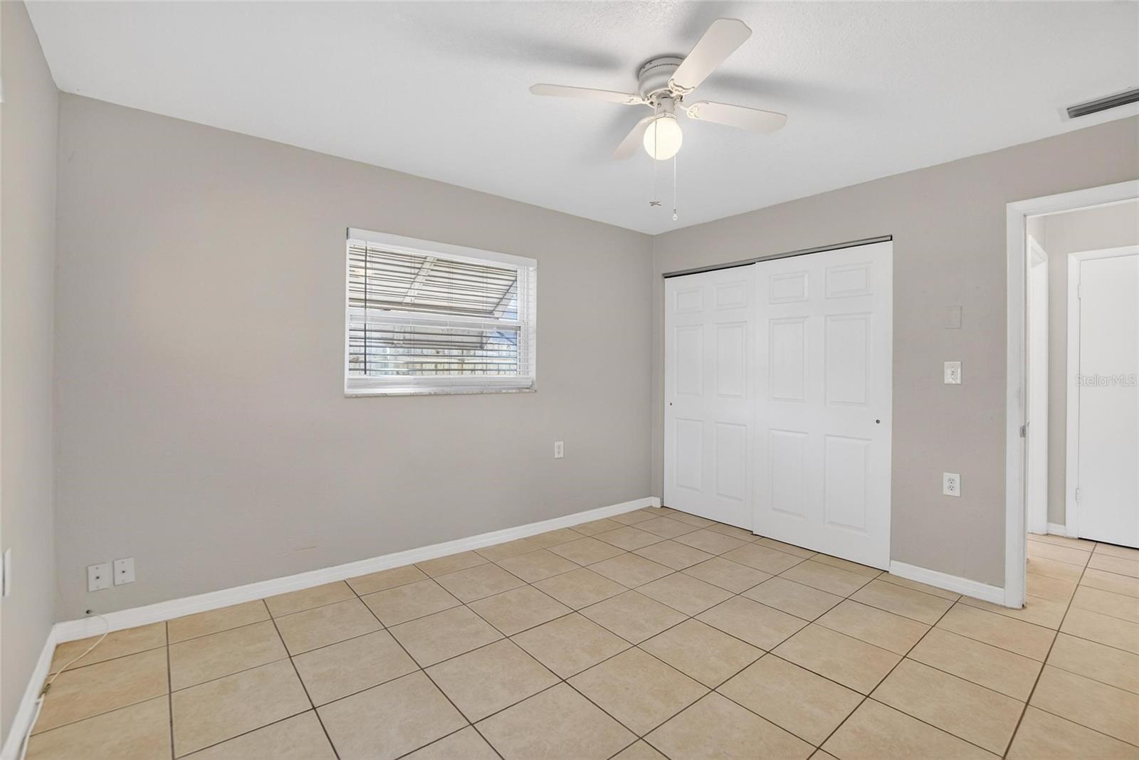 Image 16 of 42 For 685 71st Avenue N