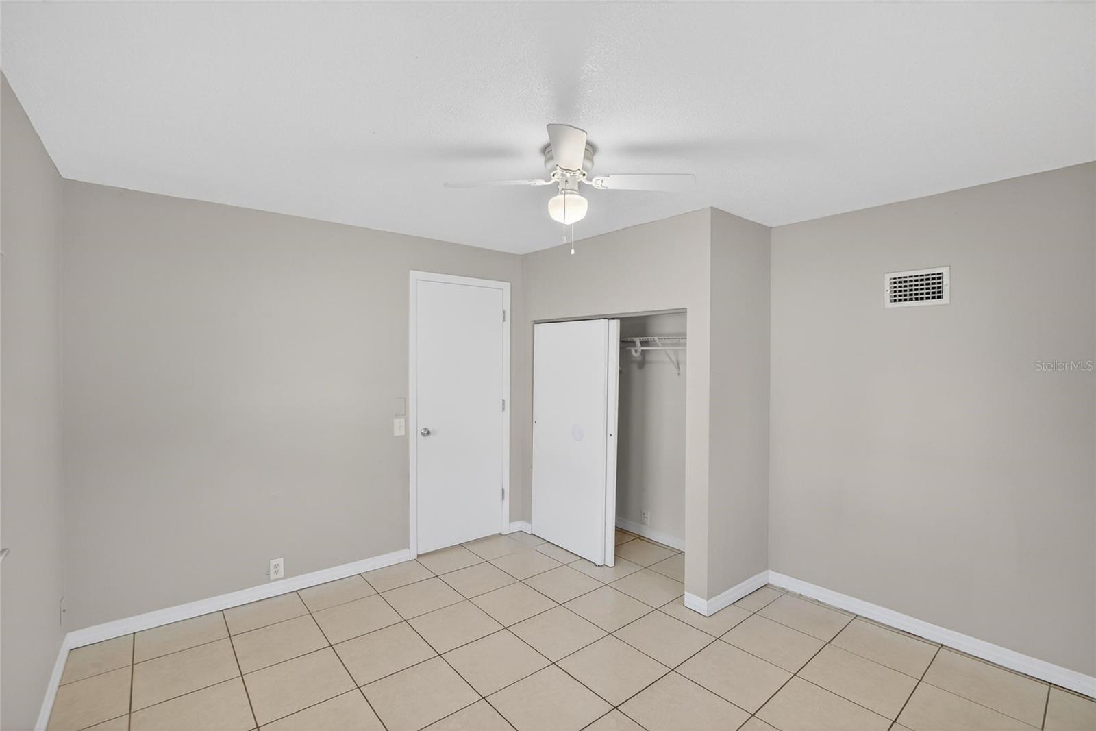 Image 26 of 42 For 685 71st Avenue N