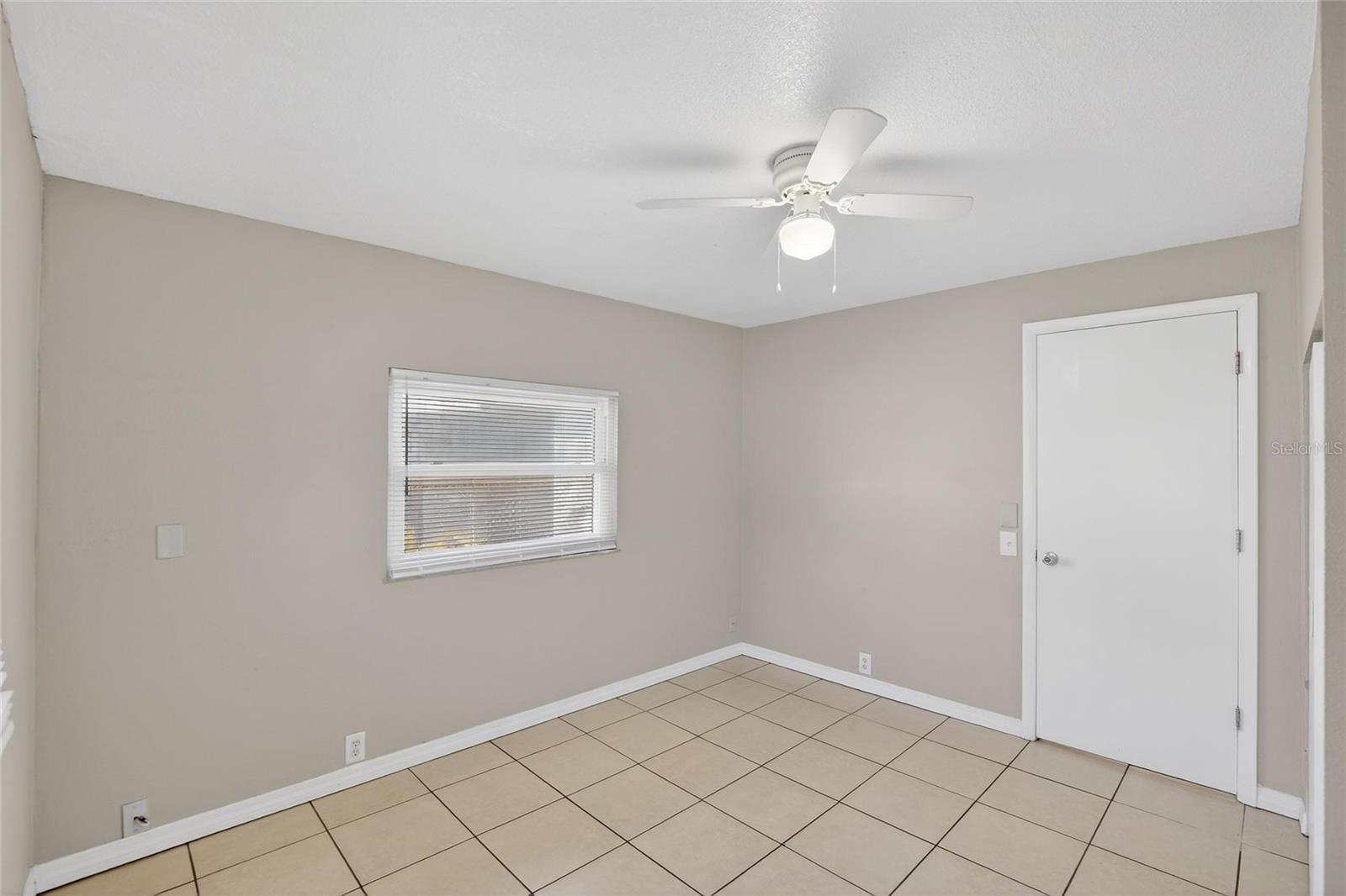 Image 27 of 42 For 685 71st Avenue N