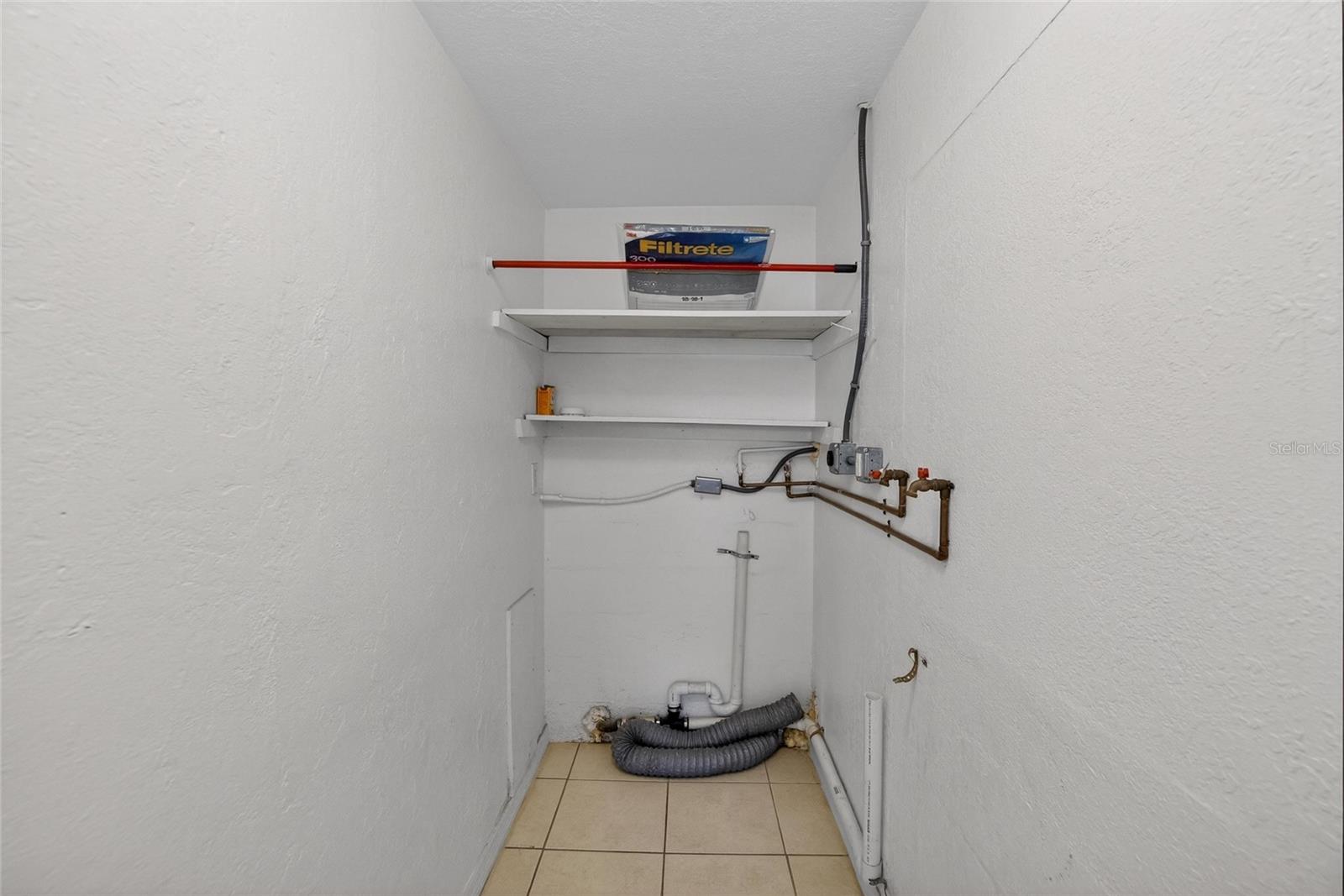 Image 28 of 42 For 685 71st Avenue N