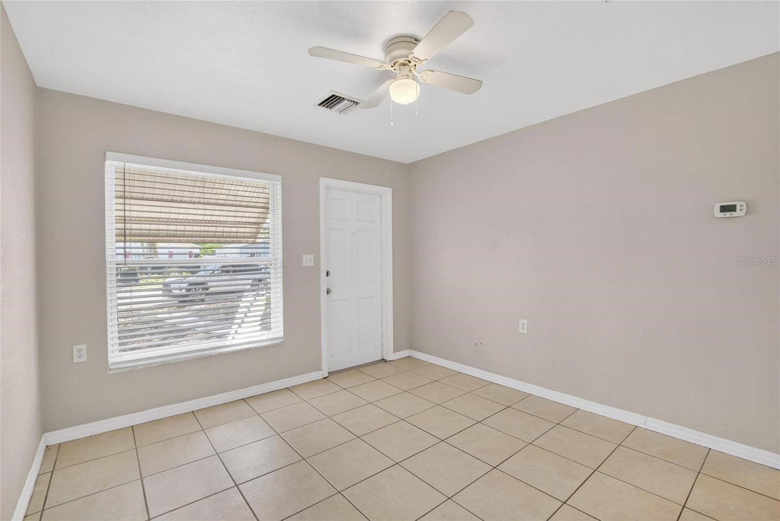 Image 5 of 42 For 685 71st Avenue N