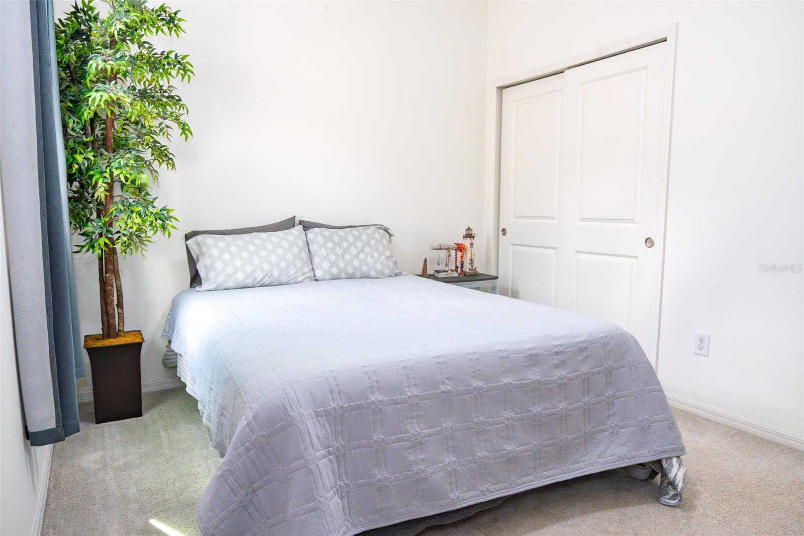 Image 15 of 33 For 20147 Azul Marble Loop