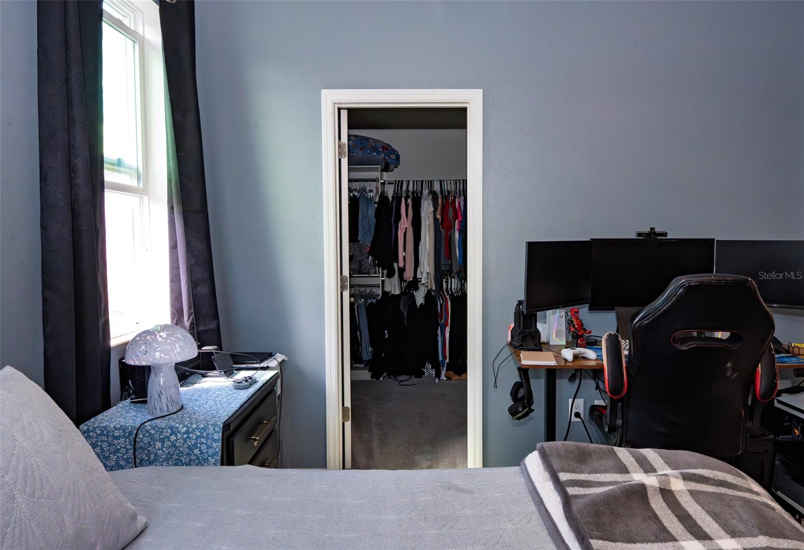 Image 19 of 33 For 20147 Azul Marble Loop