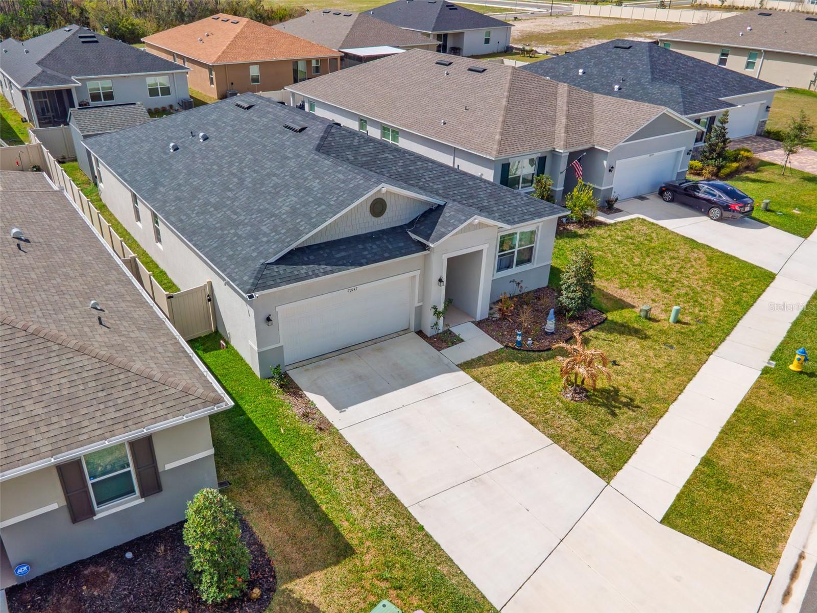 Image 30 of 33 For 20147 Azul Marble Loop