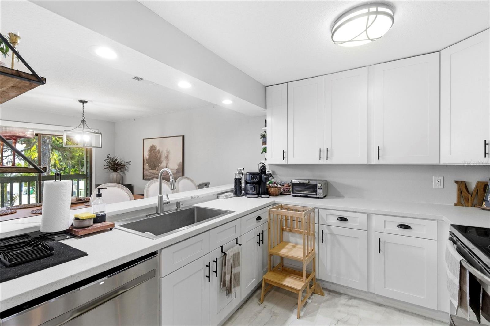 Image 14 of 46 For 700 Ohio Avenue