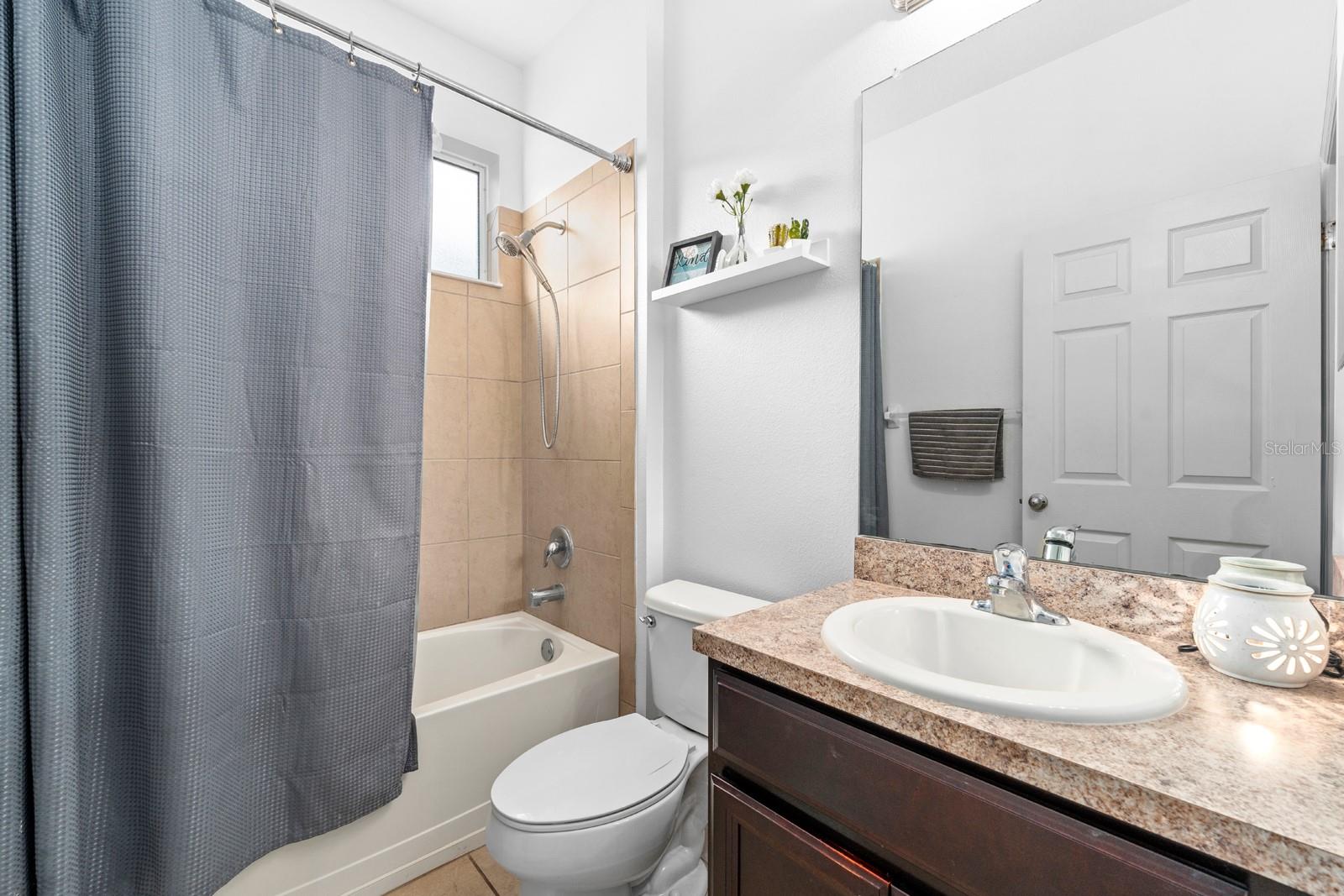 Image 16 of 31 For 10207 Avelar Ridge Drive