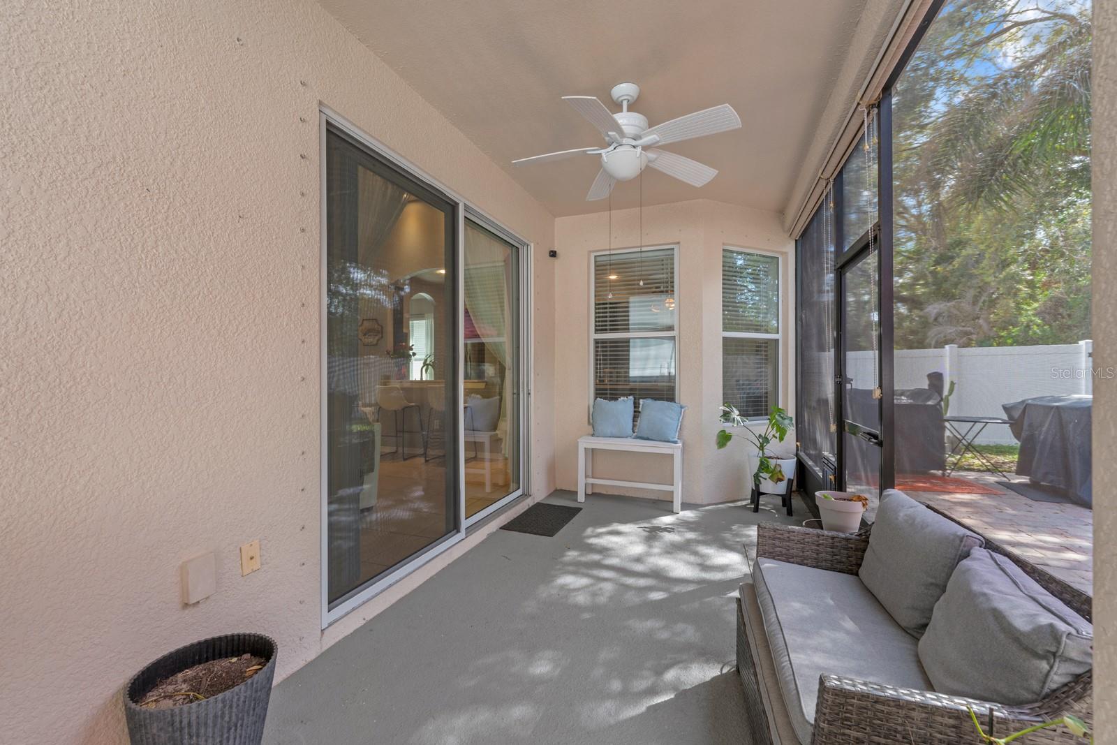 Image 21 of 31 For 10207 Avelar Ridge Drive