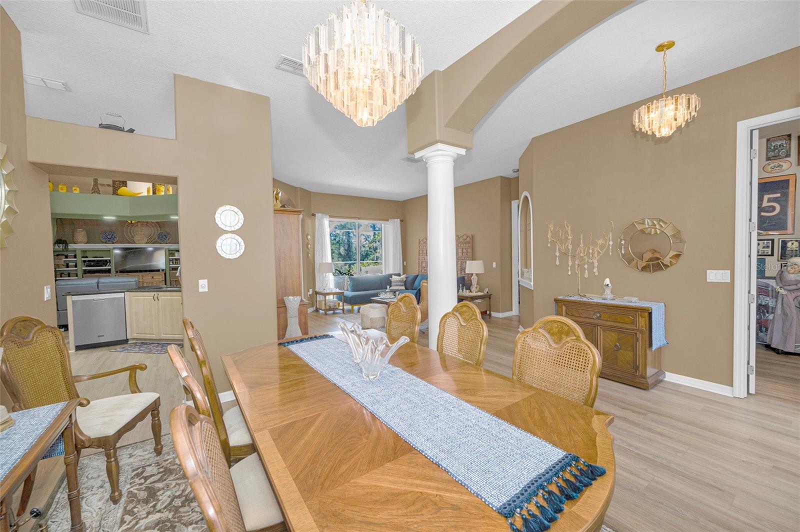 Image 19 of 54 For 7741 Starfire Way