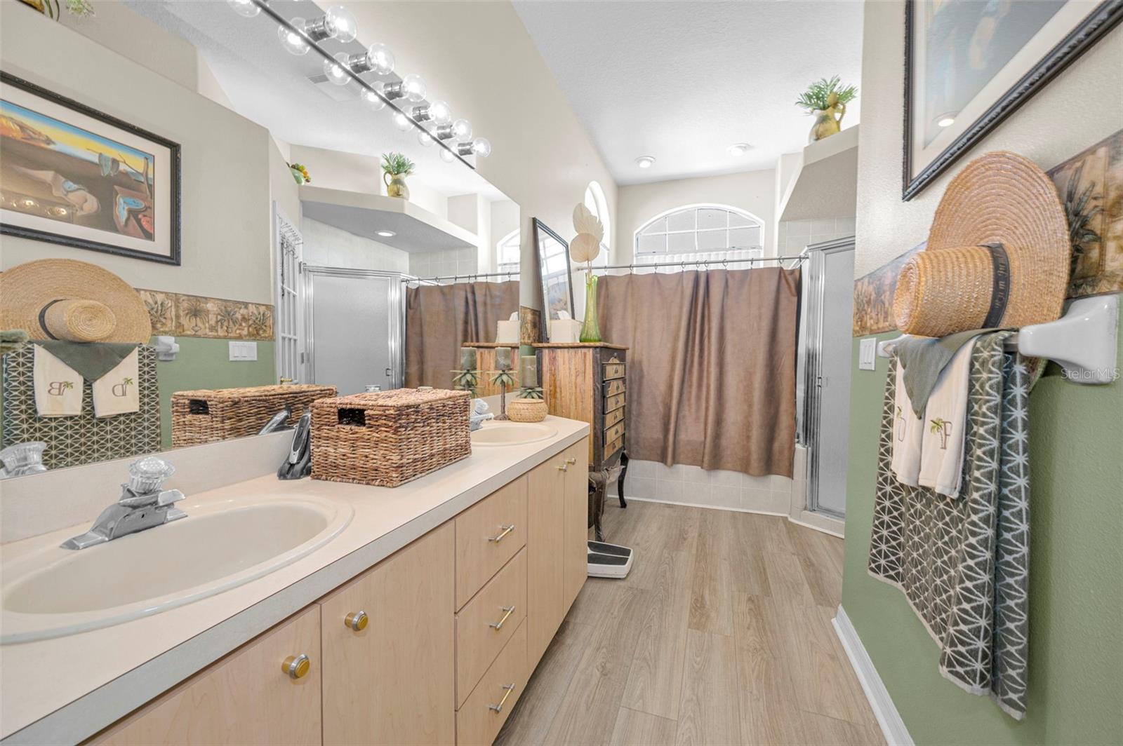 Image 33 of 54 For 7741 Starfire Way