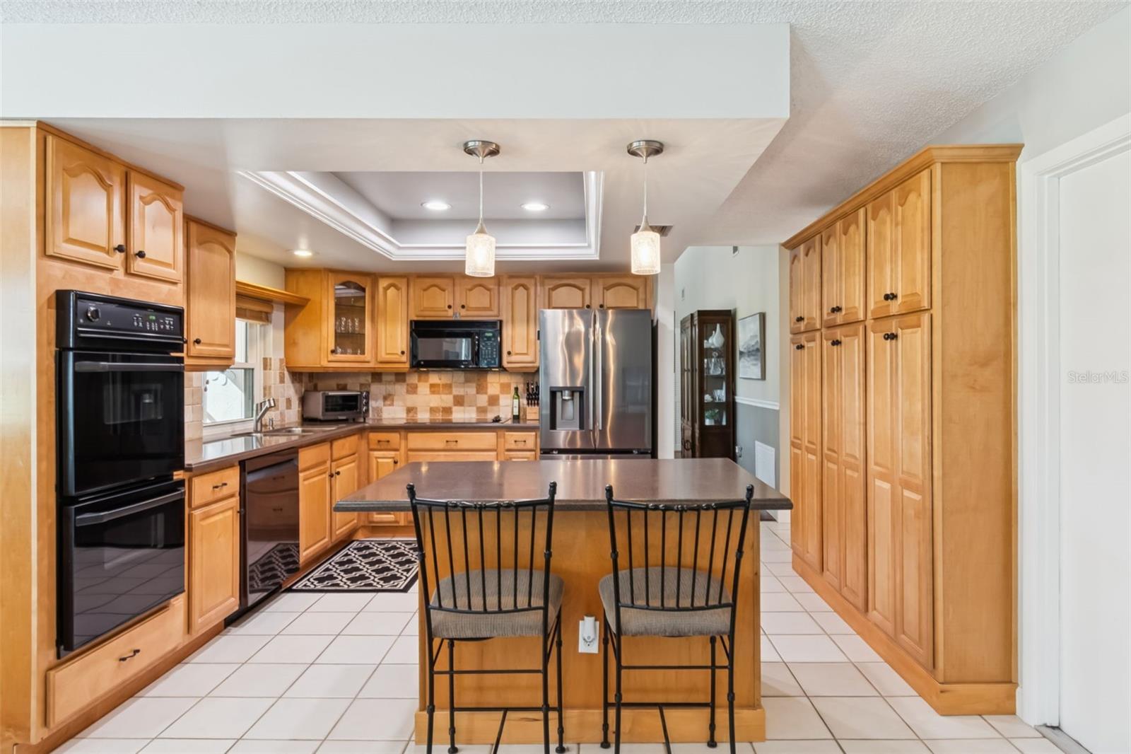 Image 10 of 35 For 7224 Greenville Court