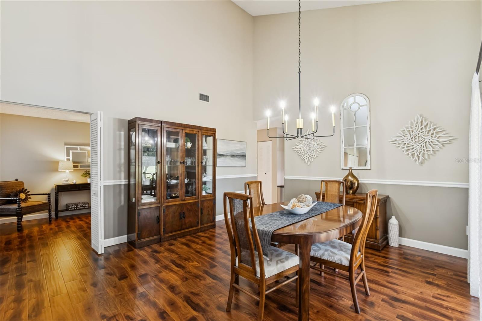 Image 9 of 35 For 7224 Greenville Court