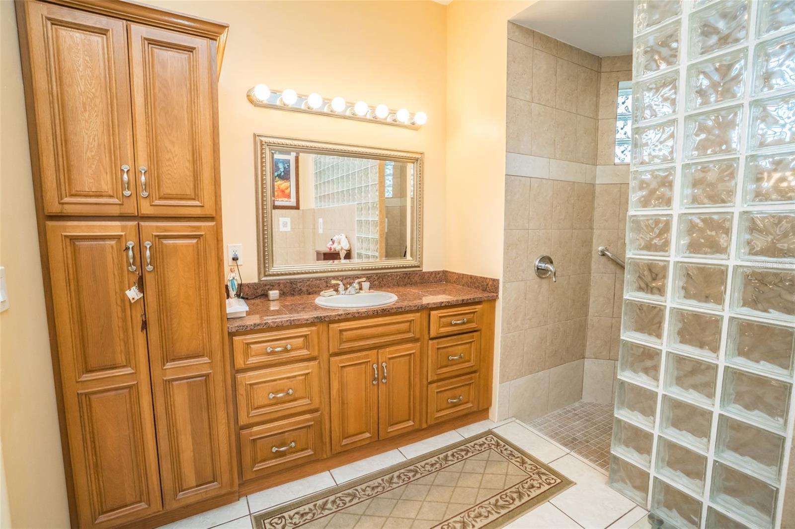 Image 27 of 80 For 1018 Lightfoot Road